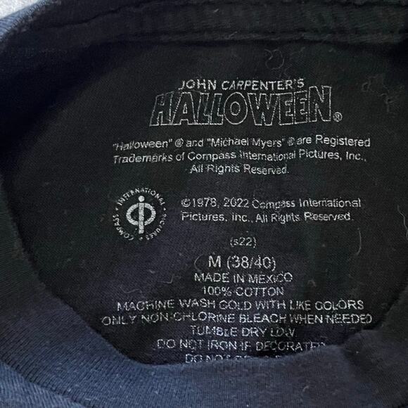 John Carpenter's Halloween Adult MD The Night He Came Home! Graphic T-shirt - Picture 4 of 4